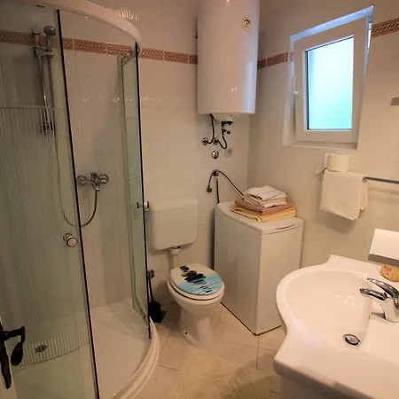 Ursula Apartman Novi Vinodolski
